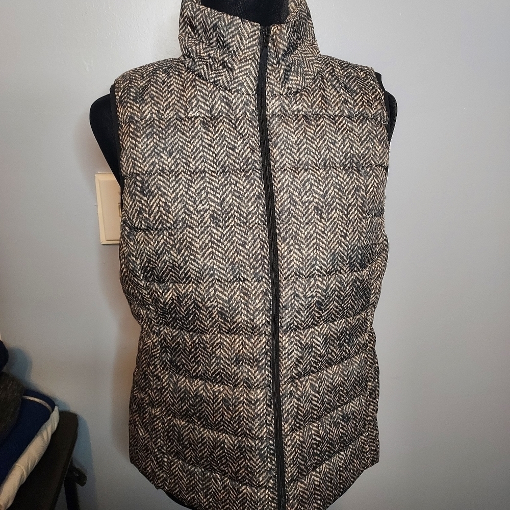 Rafaella Sport Vest Size Medium